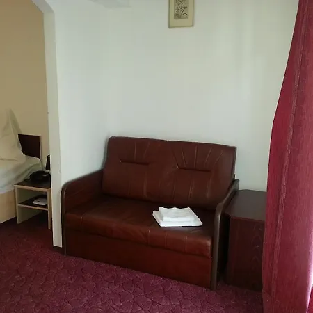Гостевой дом Pensiunea Pura Vida 3*