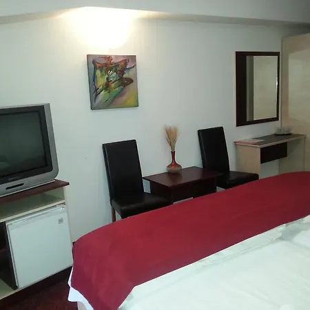 Vendégház Pensiunea Pura Vida 3*